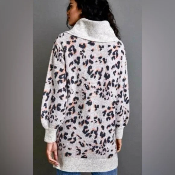 Anthropologie Emma Grey Cowl Neck Leopard Animal Tunic Sweater S - Picture 3 of 10